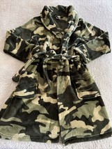 Wonder Nation Boys Black Green Camouflage Fleece Long Sleeve Robe Medium 8 - $12.25