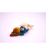 Vintage Clumsy Smurf w/ Basket of Apples Toy Figure Peyo Schleich 1983 - $10.85 CAD