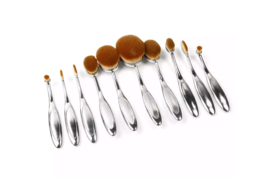 Colors: SILVER - Beauty Experts Set of 10 Oval Beauty Brushes - $1,076.53 MXN
