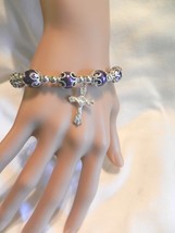 NEW Purple &amp; Silver  Pearl Stretch Beads Cross Crucifix Charm Bracelet  - £3.92 GBP