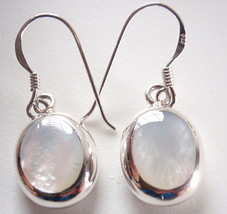 Reversible Red Agate and Cream Mother of Pearl Sterling Silver Oval Earrings - £16.79 GBP