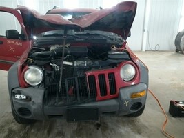 Driver Left Axle Shaft Front Axle Fits 02-07 LIBERTY 104556288 - $78.49