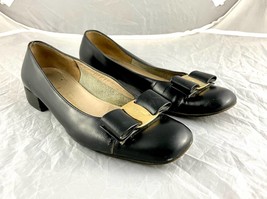 Ferragamo Vara Bow Black Patent Leather Pumps Women Sz 5.5 - £34.84 GBP