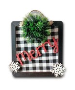 Merry Quote with Snowflakes and Green Tassel Flower Tree, Door, or Wall ... - $338.52 MXN