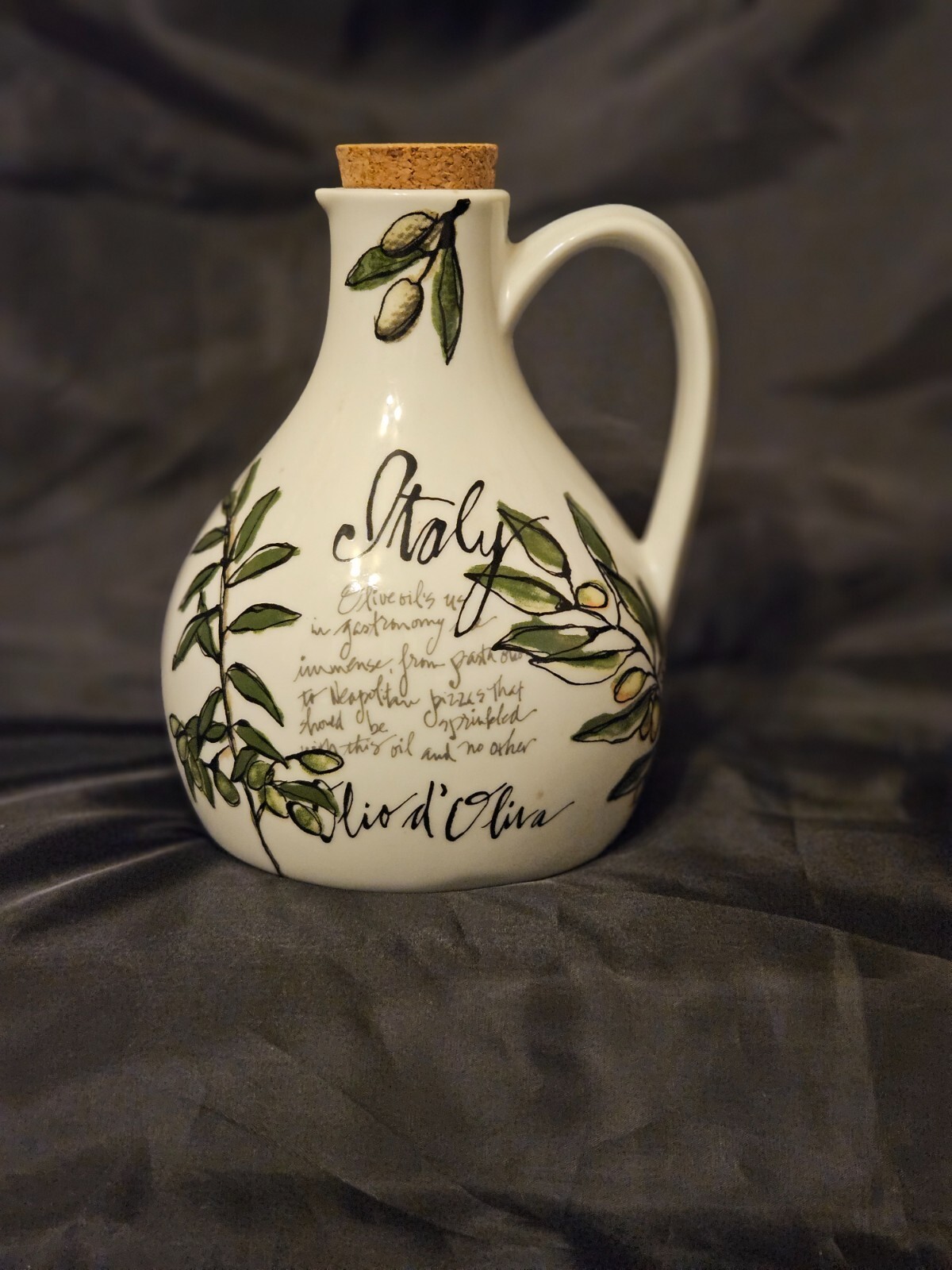 Rosanna 24 oz Porcelain Olive Oil Bottle with Cork Topper Item image 3
