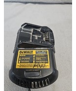 DeWalt DCB101 12V Max 20V Max Battery Charger (T13) - $267.40 MXN