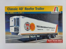 Italeri Classic 40 Foot Reefer Trailer 1:24 Model Kit #3896 New Factory ... - $102.95