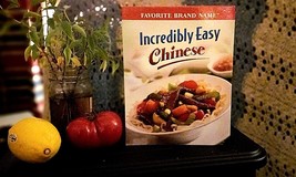 incredibly easy chinese cookbook 2006 Publications International spiral bound - £5.01 GBP