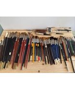Vintage Artists Mixed LOT 73 Paint Brushes Grumbacher, Delta , Winsor, M... - $3,729.01 MXN