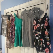 Dress And Romper Lot Size M - $19.80