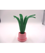 Playskool Dollhouse Green House Plant w/Pink Planter for Loving Family V... - $131.94 MXN
