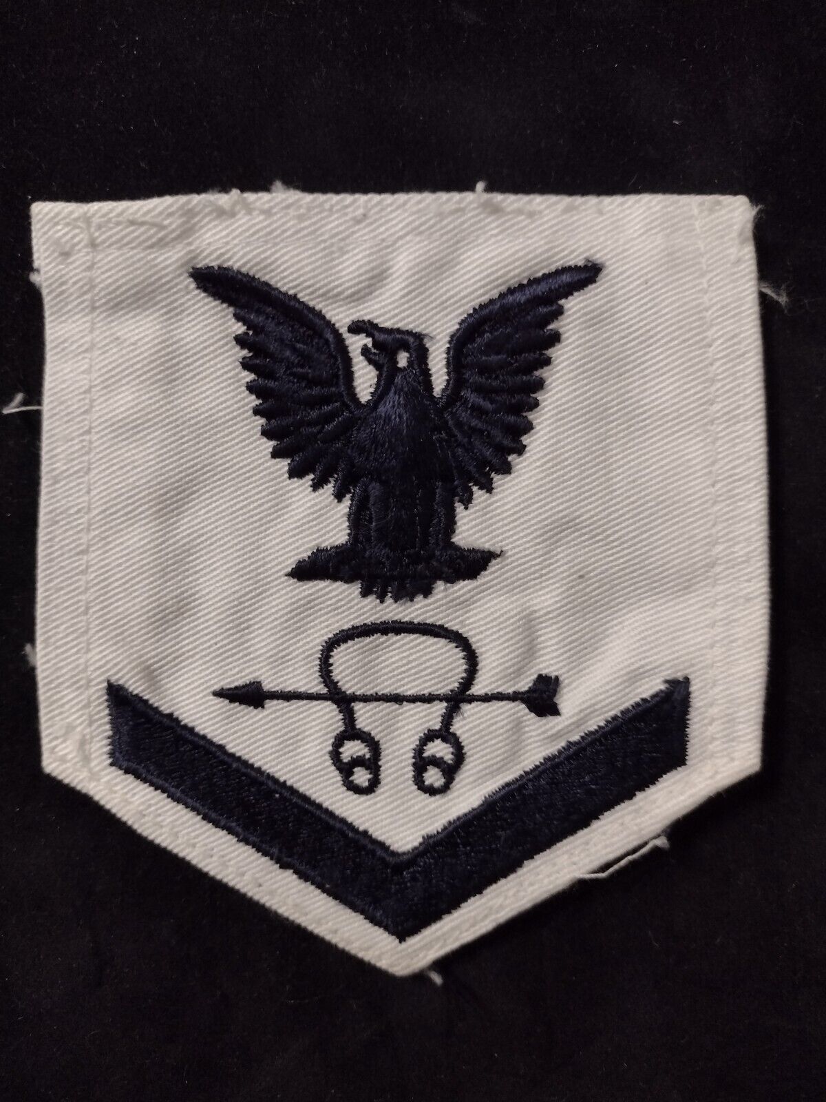 USN SONARE TECHNICIAN  RATING BADGE PO3 PRE-1960 BLACK ON WHITE  USED - $3.35
