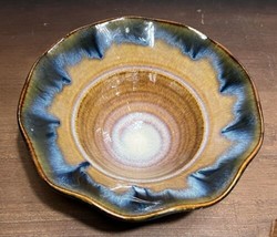 Signed Bill Campbell Art Pottery 7.75” Fluted edge Bowl Drip glaze blue brown - £35.96 GBP