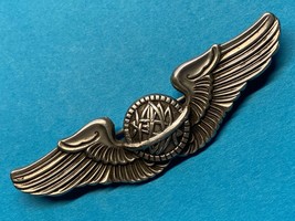 WWII, ARMY AIR FORCE, AAF, NAVIGATOR, WING, STERLING, 3 INCH, PINBACK, M... - £51.02 GBP