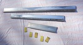 1974 CADILLAC FLEETWOOD BROUGHAM RIGHT SIDE LOWER DOOR MOLDING TRIM !!!!!! - $198.00