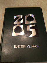 2005 GATOR YEARS Vicksburg High School Mississippi yearbook w/ some auto... - $18.81
