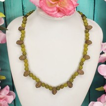 Artisan Green Serpentine Stone &amp; Glass Leaf Beaded Necklace - £19.73 GBP