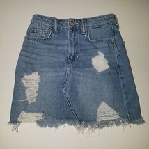 Hollister Distressed Denim Mini Short Skirt Jean Size 00 w23 Ultra High-... - £8.71 GBP