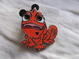 Disney Swapping Pins 99882 WDW - 2014 Hidden Mickey Series - Colorful Pascal-... - £7.58 GBP