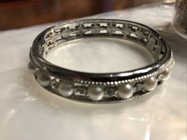 Jackie Kennedy Jbk Usa Camrose Kross Rhinestone Cuff Bracelet New Hard To Find - £43.52 GBP