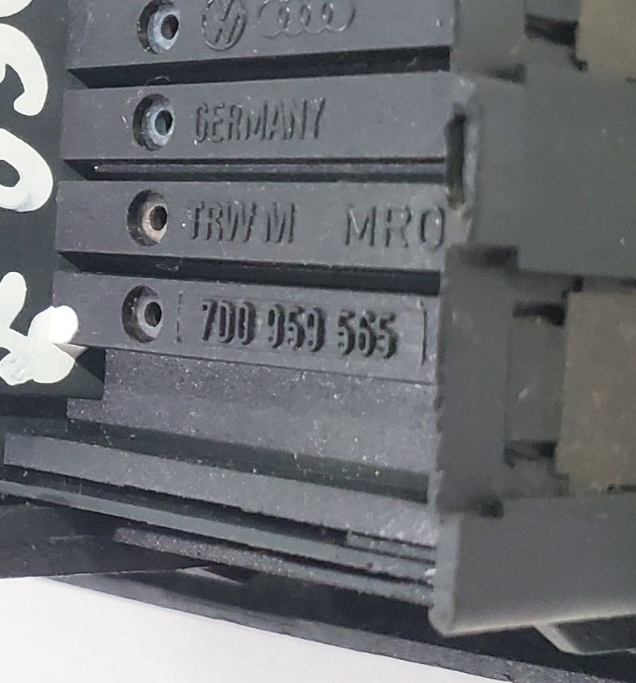 2000 2001 2002 2003 Volkswagen Eurovan OEM Master Window Switch 7D0959565 Item image 10