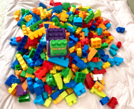 BIG Lot Mega Bloks Toddler Big Building Blocks Multicolor Sizes 425+ Pieces READ - $20.90