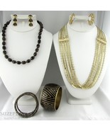 JEWELRY LOT BLACK &amp; GOLD TONE 2 NECKLACE 2 BRACELET 2 PAIR EARRINGS NAPIER - $17.71 CAD