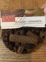 Rooms In Bloom Holiday Cinnamon Potpurri - £33.17 GBP