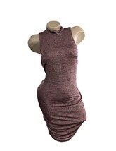 Bebe Mauve Dress Small. Zipper Back - $493.91 MXN