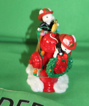 Vintage 1991 Gilmore Designs Enesco Fire Hydrant Mouse Holiday Ornament - £13.96 GBP