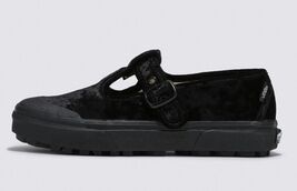 Vans Style 93 Women’s Black Crushed Velvet Mary Jane Shoes!!(6.0) - $52.25