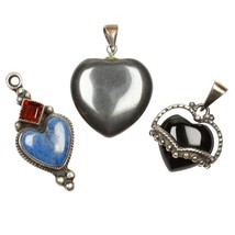 Trois (3) Vintage Argent Sterling Pierre Précieuse Pendentifs Coeur - $121.19