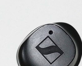 Sennheiser MOMENTUM True Wireless 3 Earbuds - Black image 3