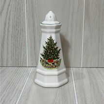 Pfaltzgraff Christmas Heritage Salt  Shaker Tall Stoneware Tree - $5.09