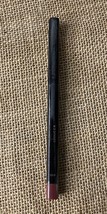 DOUCCE Lip Definer Twist #490 Lip Liner - $36.27 MXN