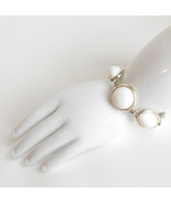 Vintage Sarah Coventry White Bead Cabochon Bracelet Ladies Costume Jewelry - £7.95 GBP