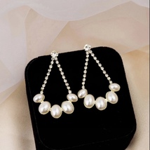 Elegant White Pearl Teardrop Drop Dangle Earrings for Women - £7.89 GBP