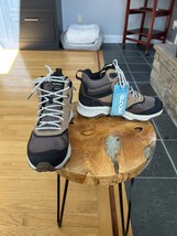 Merrell Women&#39;s Speed Solo Mid Waterproof Hiking Boots Sz7 - $2,182.98 MXN