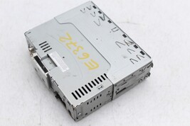 CLARION CZ100 CAR STEREO RADIO RECEIVER E6373 image 3