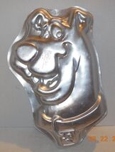 Rare Vintage 1999 Wilton Enterprises Scooby Doo Aluminum Cake Pan 2105-3206 - $29.65