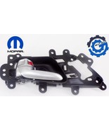 5RU77SZ6AE New OEM Mopar Left Inside Release Handle for 2017-2022 Pacifica - €60,06 EUR