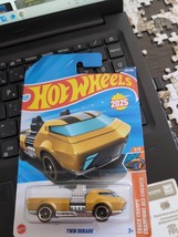 Hot Wheels 2025 Twin Dorado - $14.20