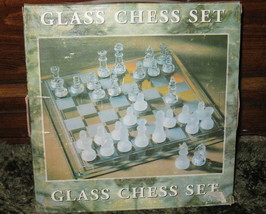  Chess Set Glass - £35.97 GBP