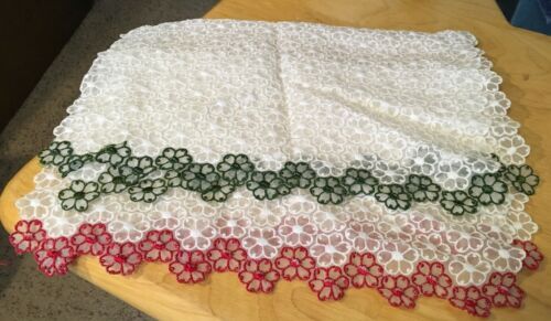 Lacy See Through Placemats Red Green - $5.89