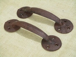 2 Cast Iron Antique Style Barn Handles Gate Pull Shed Door Handles Rustic Iron - £10.21 GBP