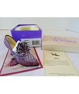 RAINE WILLITTS 1999 JUST THE RIGHT SHOE MINI COLLECTIBLE MAJESTIC BOXED - $184.40 MXN