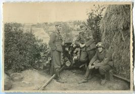 German WWII Photo Wehrmacht Artillery Unit Patrolling Motorway 01815 - $14.99