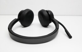 Poly Voyager 4320 Wireless Noise Cancelling Stereo Headset - Black image 7