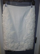 WHITE HOUSE BLACK MARKET Applique &amp; Embroidered Pencil Skirt Size 6 - £40.79 GBP