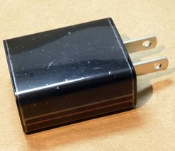 USB Travel Charger model A102-502000 US wall plug - $8.84